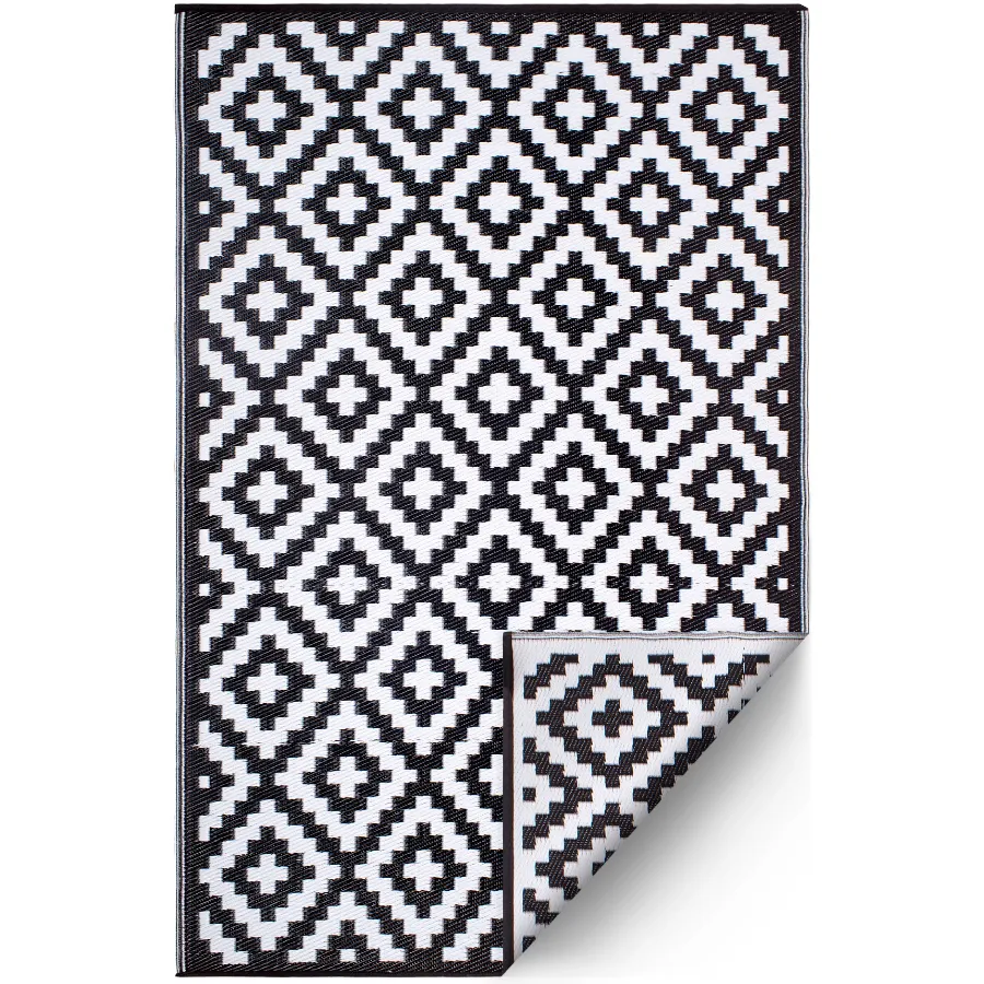 Aztec Black And White Monochrome Recycled Plastic Outdoor Rug