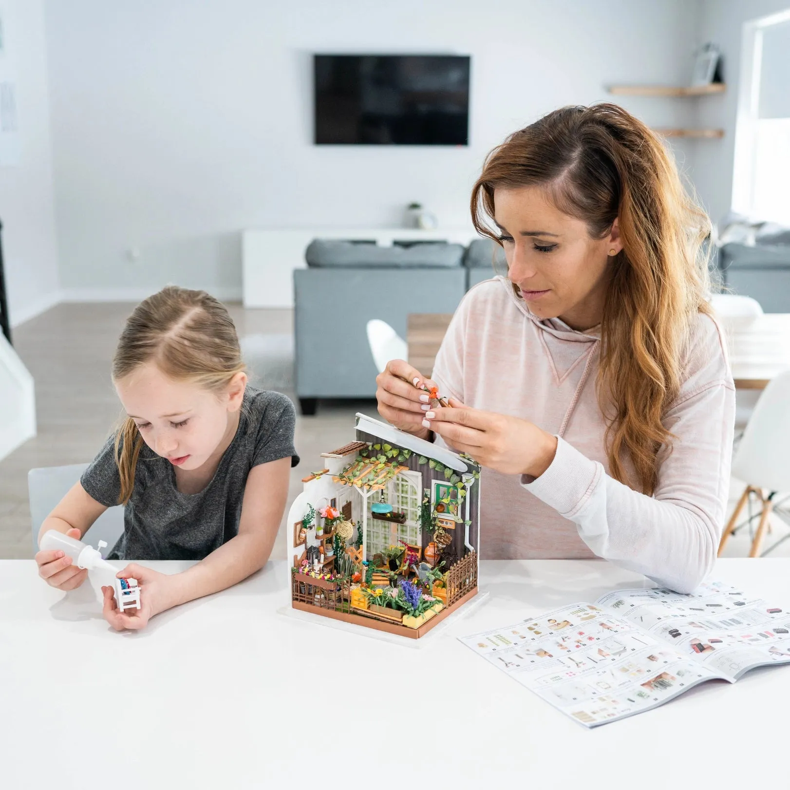 Diy Miniature House Kit: Miller's Garden