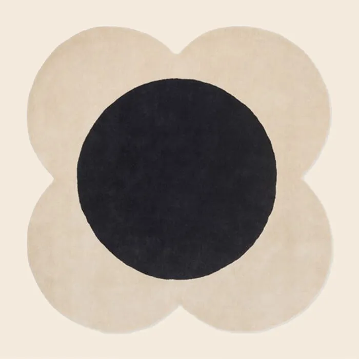 Flower Spot Rug Ecru/Black