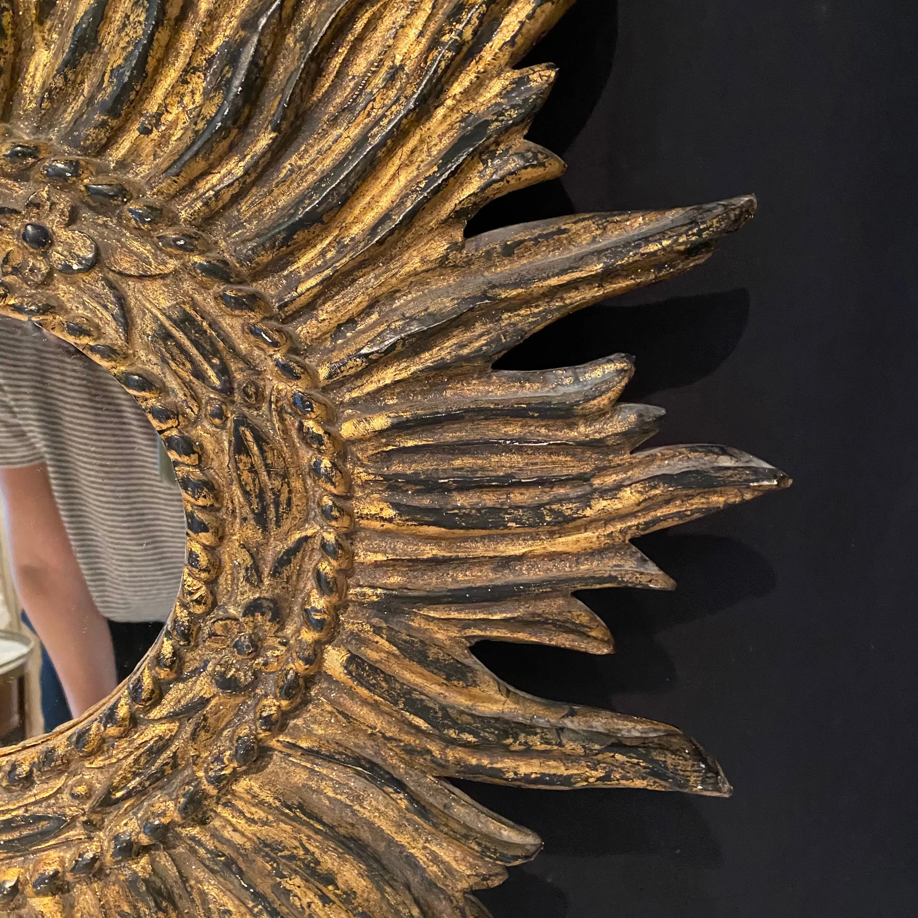 French Intricate Carved Gilt Wood Soleil Sunburst Starburst Wall Mirror