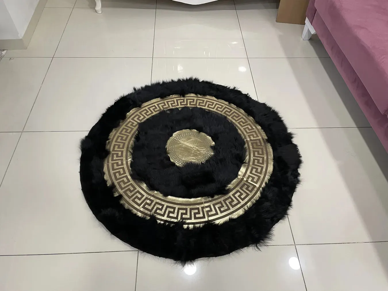 Luxury Modern Black Gold Natural Sheepskin Handmade Round Fluffy Rug