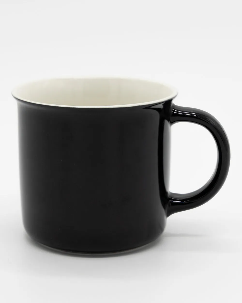 Straya Black Mug